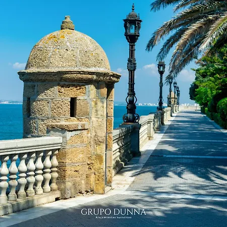 Апартаменты Casa Macias *